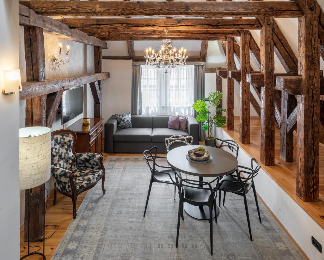 Chateau 9 By Adrez * Praag
