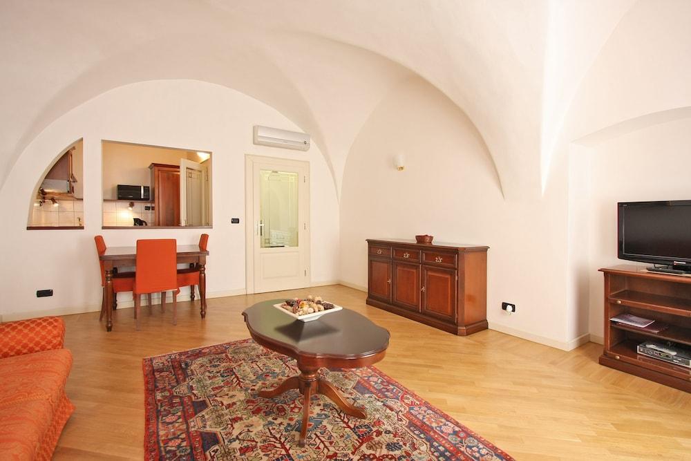 Chateau 9 By Adrez Appartement Praag